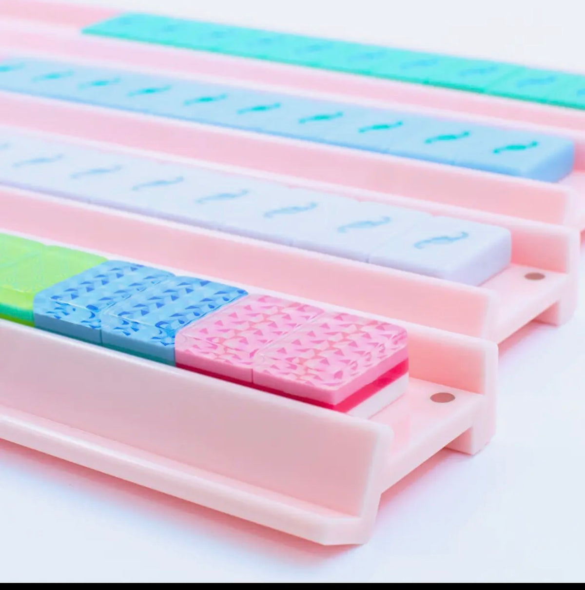Acrylic Mahjong Racks ￼