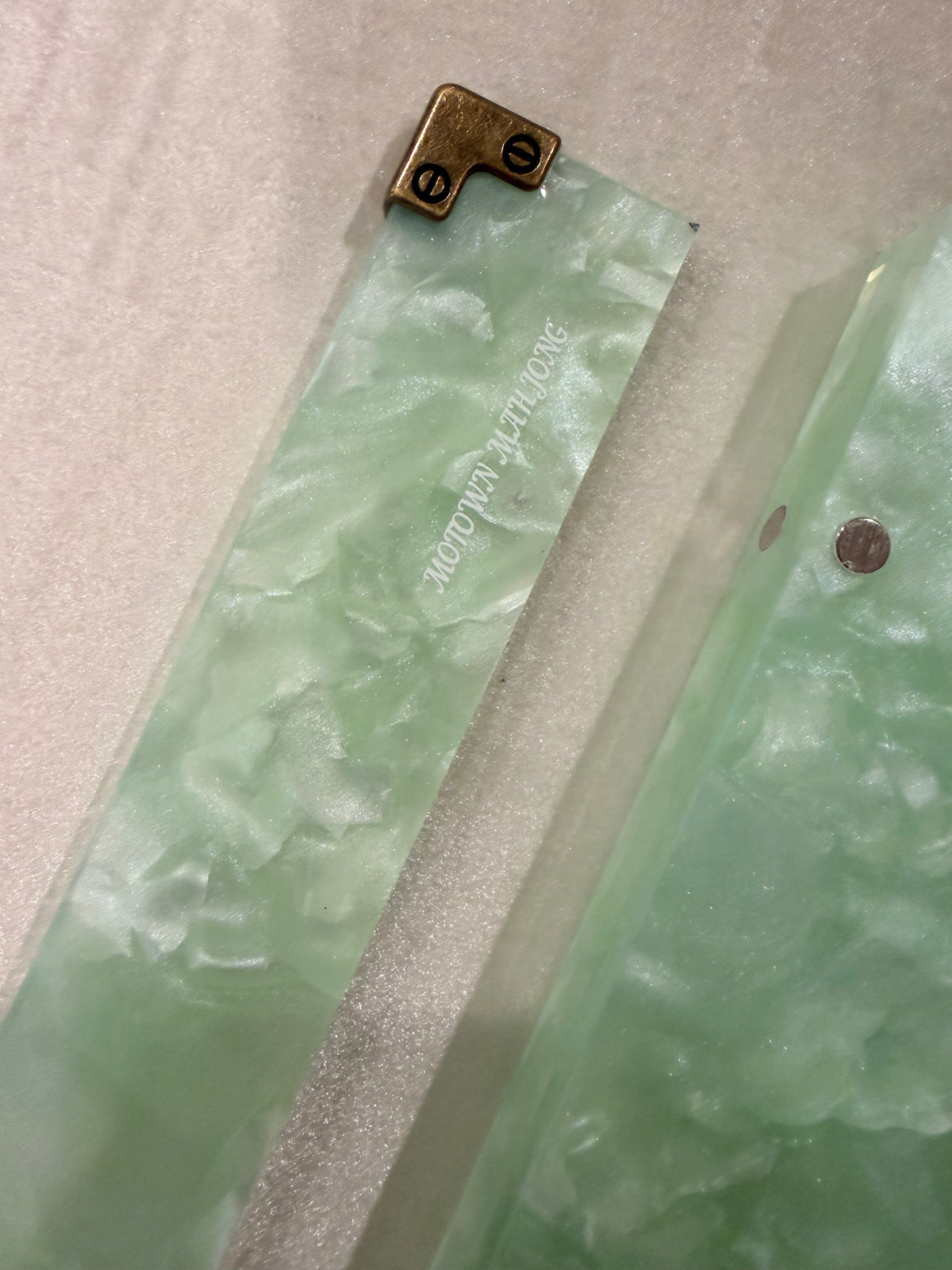 Motown Mahjong Heritage 20” Acrylic Racks Light Green